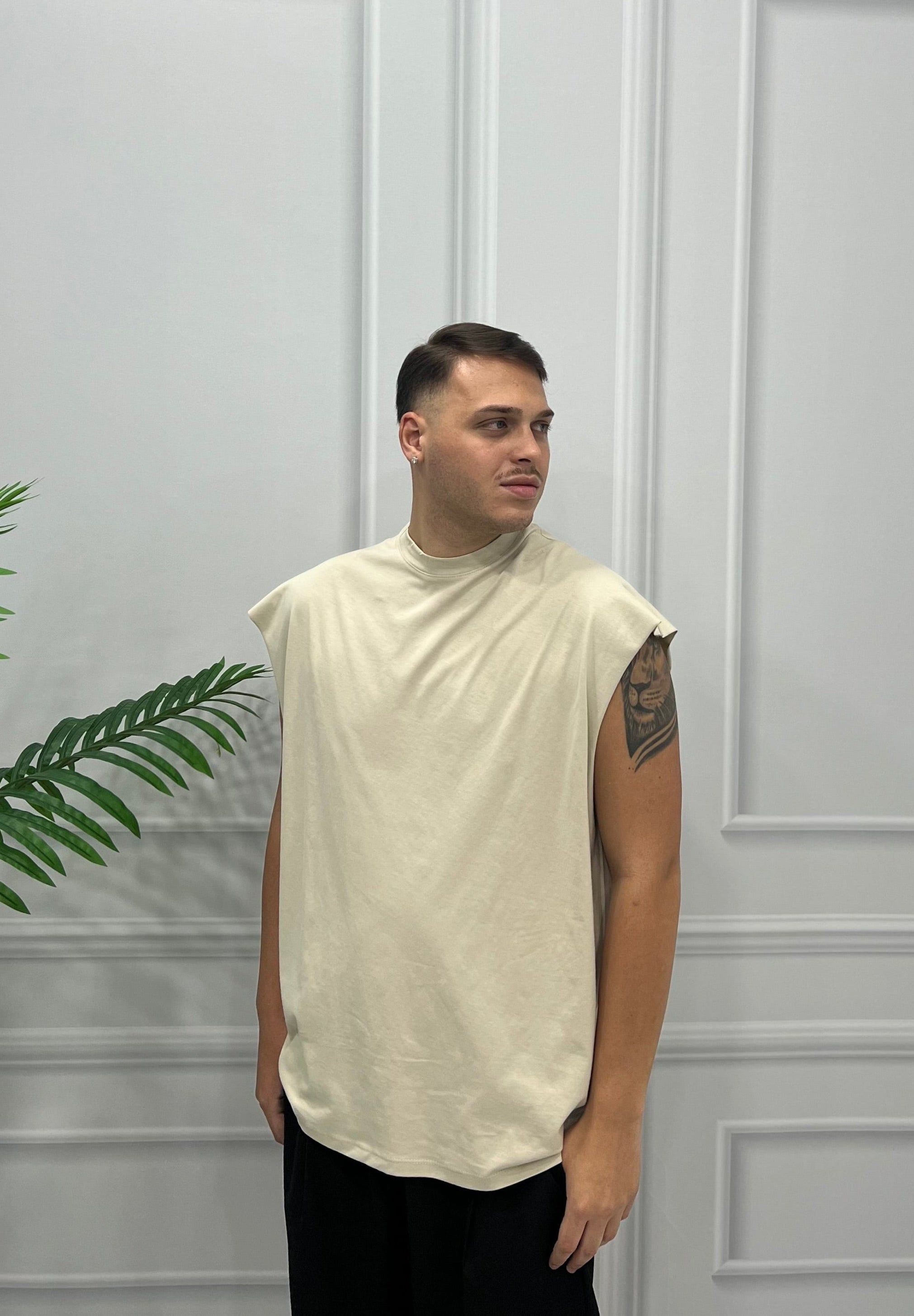 T-Shirt Sleeveless Immagine secondaria del prodotto