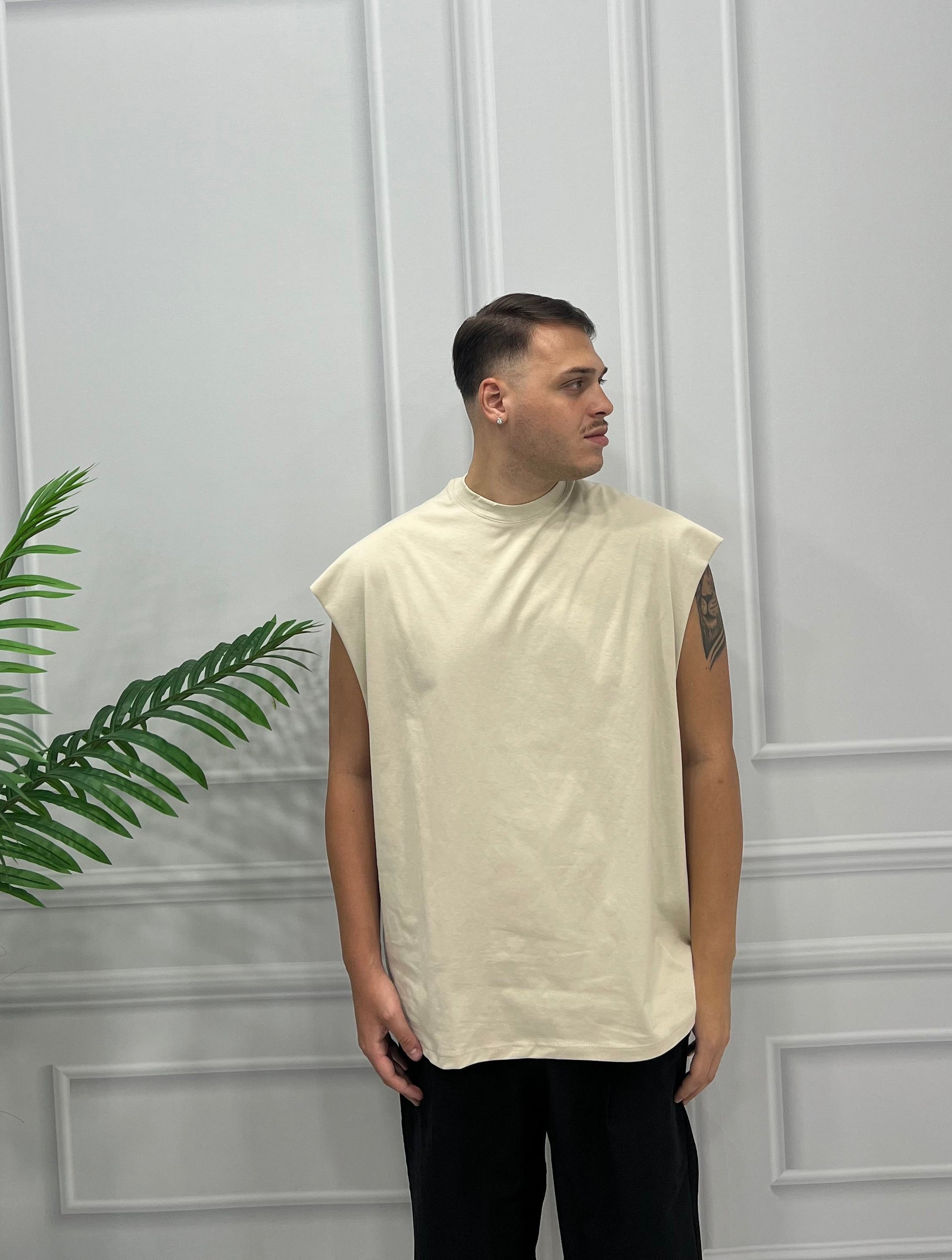 T-Shirt Sleeveless Immagine principale del prodotto
