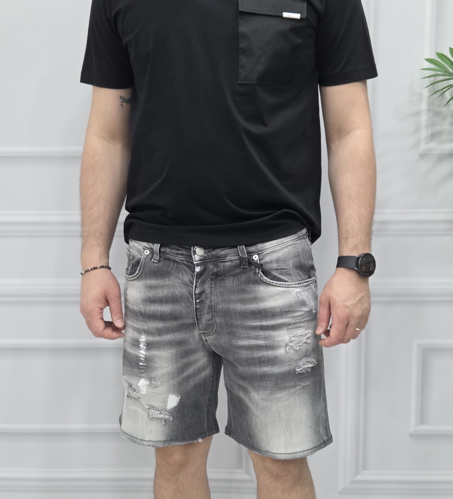 Destroyed Short Immagine principale del prodotto