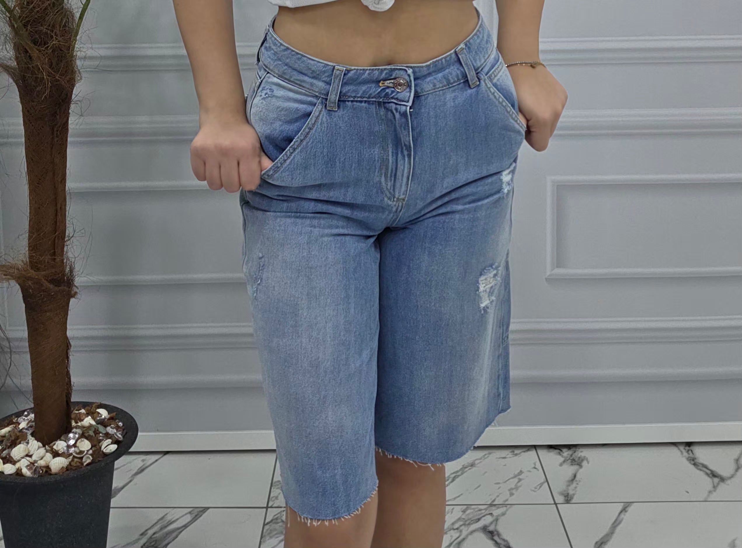 Denim Capri Pants Vicolo Immagine principale del prodotto